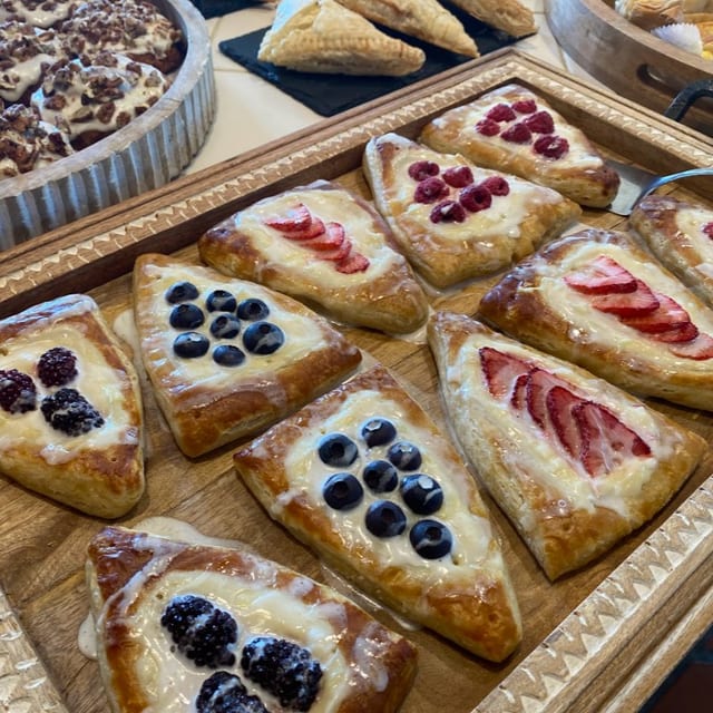 FRUIT DANISH.