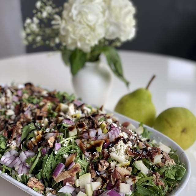PROSCIUTTO + PEAR ARUGULA SALAD DINNER - 16oz.